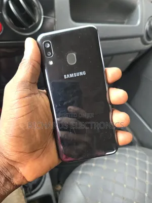 Samsung Galaxy A20e 32 GB Black