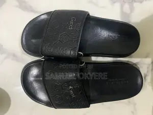 Gucci Slides
