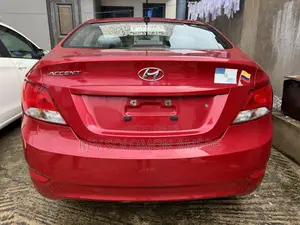 Hyundai Accent SE Sedan 2016 Red