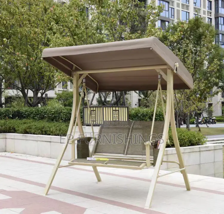 Outdoor Swinging Chair