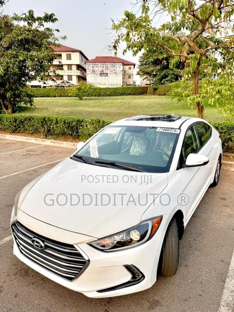 Hyundai Elantra SEL 2018 White