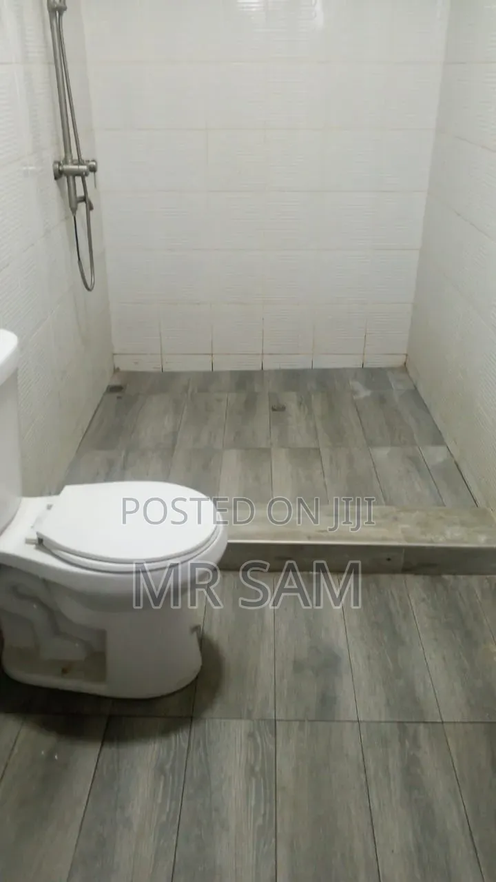 4bdrm House in Gbawe Zero for sale