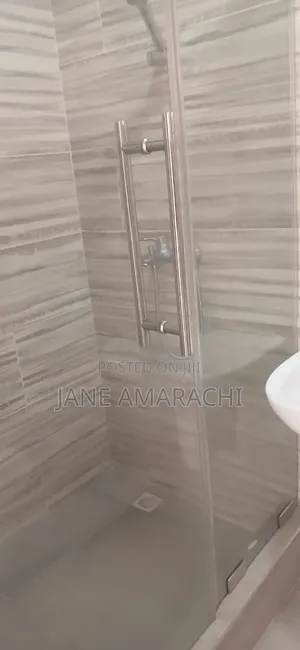 3bdrm Duplex in Manet for rent