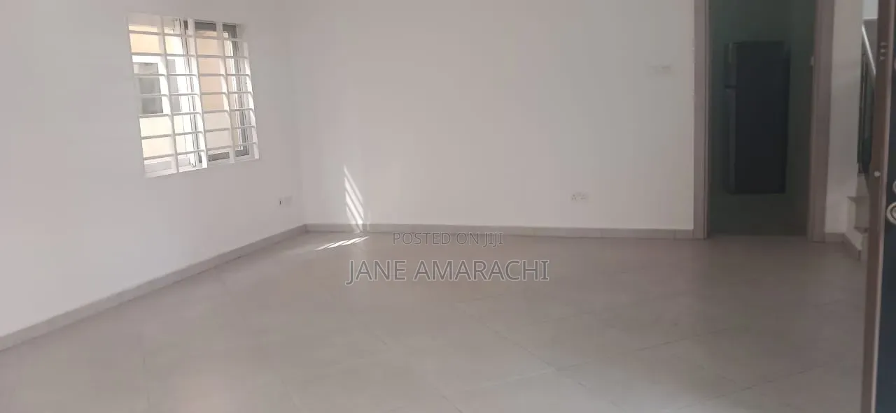 3bdrm Duplex in Manet for rent