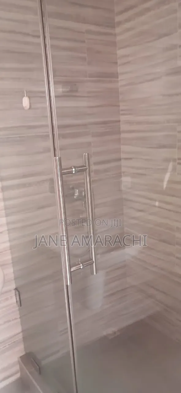3bdrm Duplex in Manet for rent