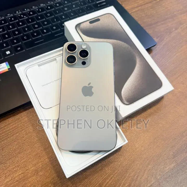 Apple iPhone 15 Pro Max 256 GB Silver