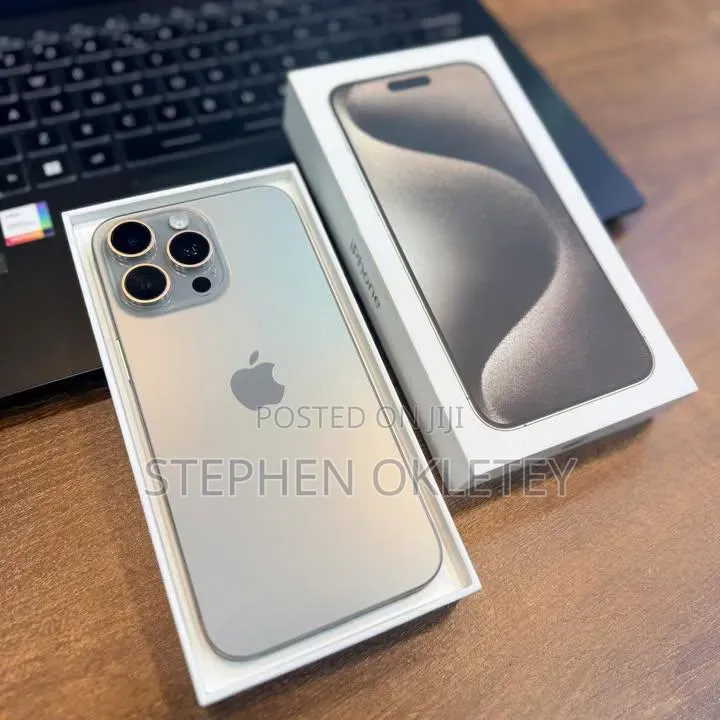 Apple iPhone 15 Pro Max 256 GB Silver