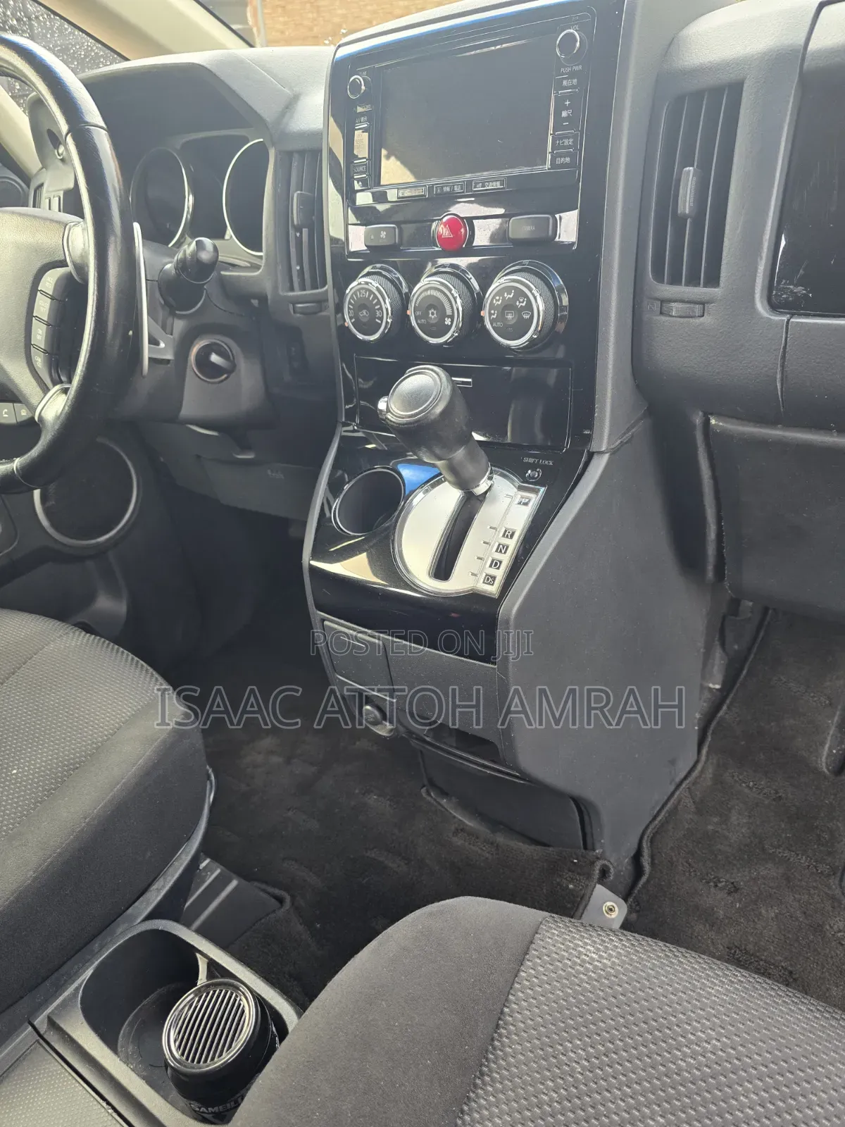 Mitsubishi Rosa 2016 White