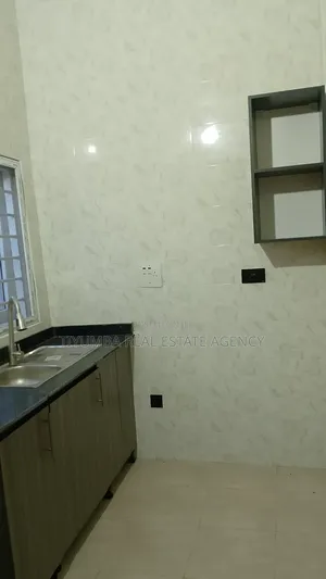 1bdrm Apartment in Ogbojo., Police Station for rent