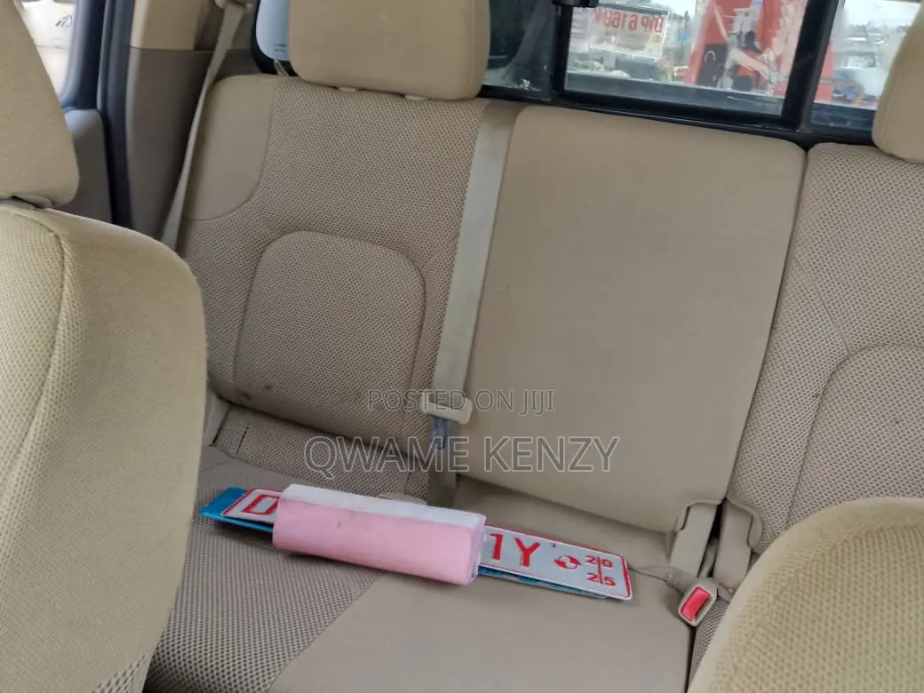 Nissan Frontier 2018 White