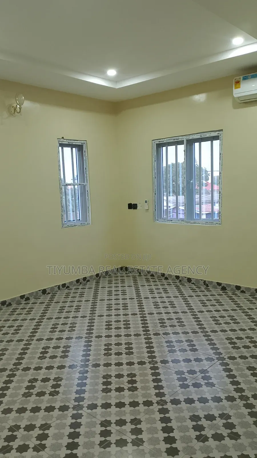 2bdrm Apartment in Ogbojo, Police Station for rent