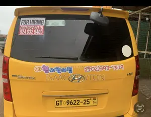 Hyundai Starex 2015 Yellow