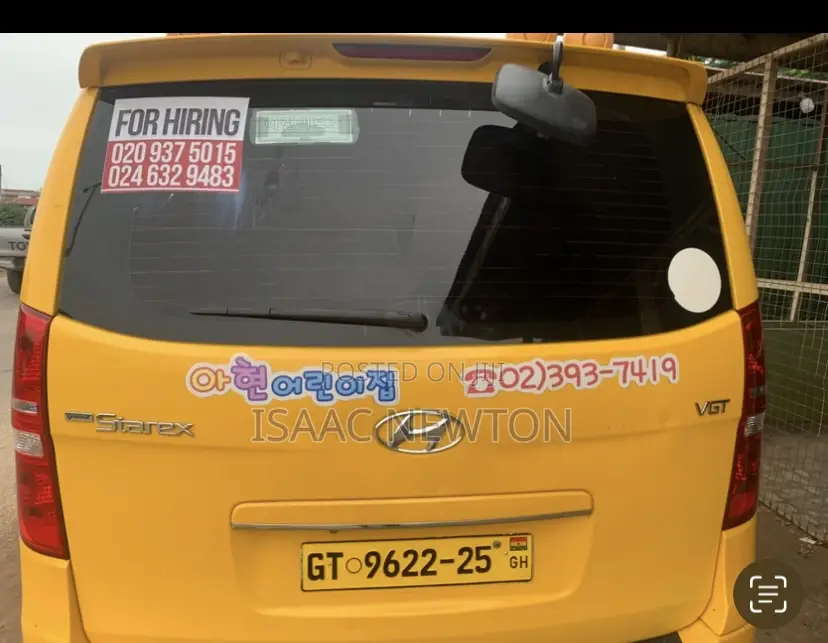 Hyundai Starex 2015 Yellow