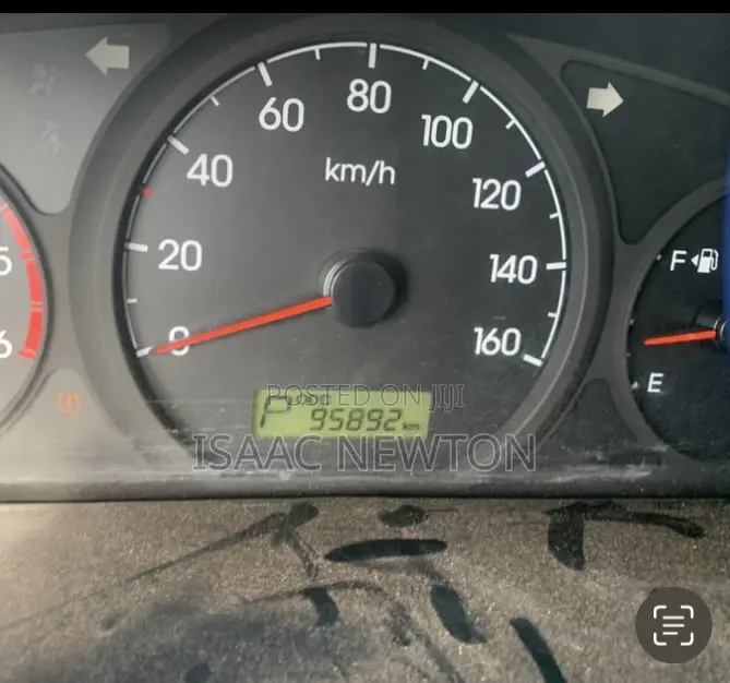 Hyundai Starex 2015 Yellow