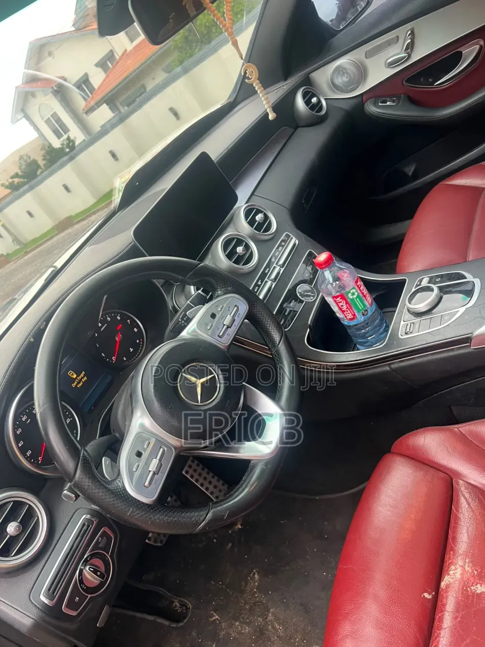 Mercedes-Benz C300 2020 Black