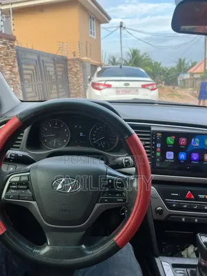 Hyundai Elantra 2018 White