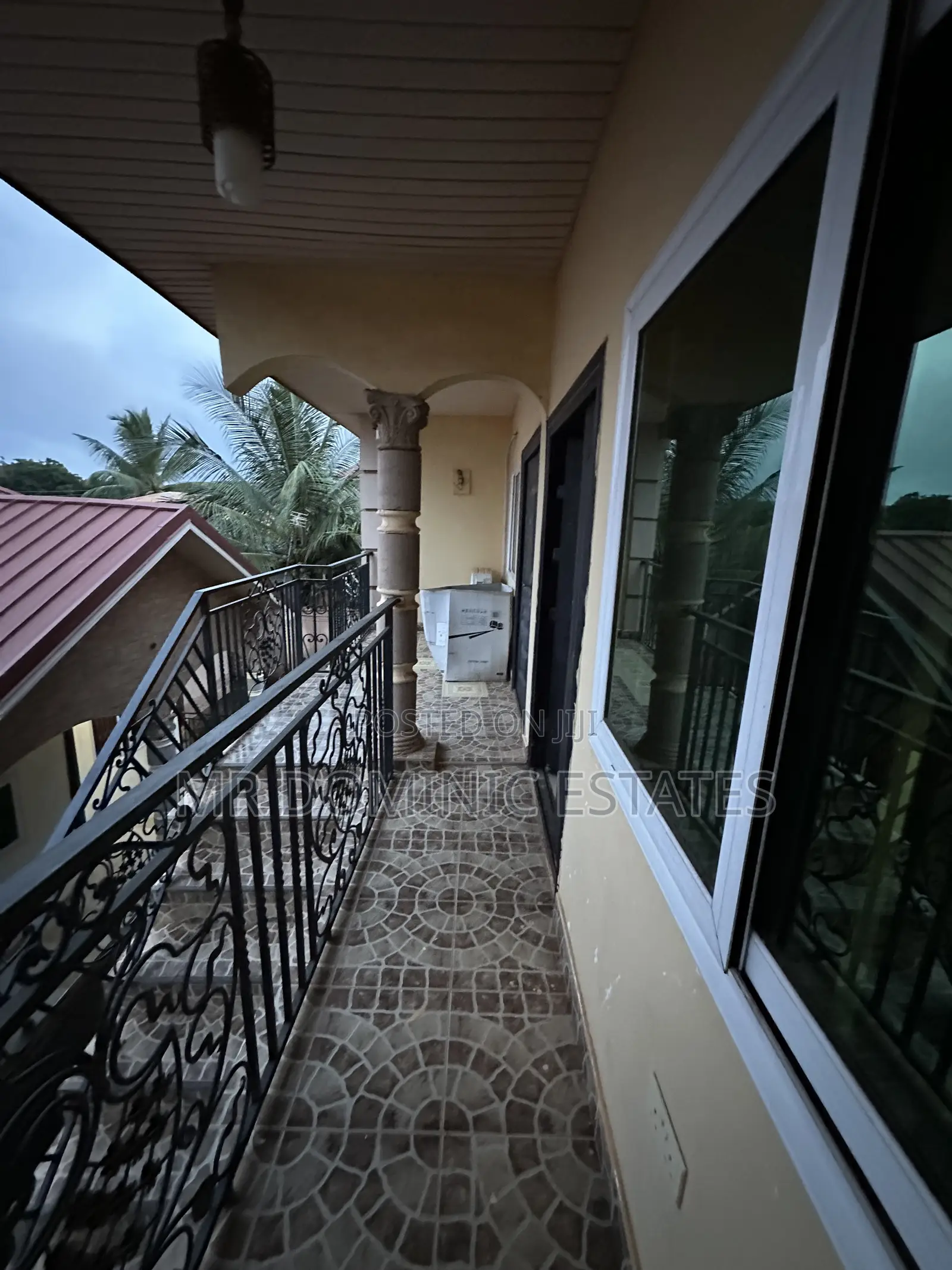 House Apartment