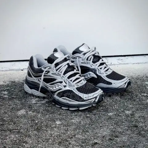 Saucony Progrid Omni 9 in Colors