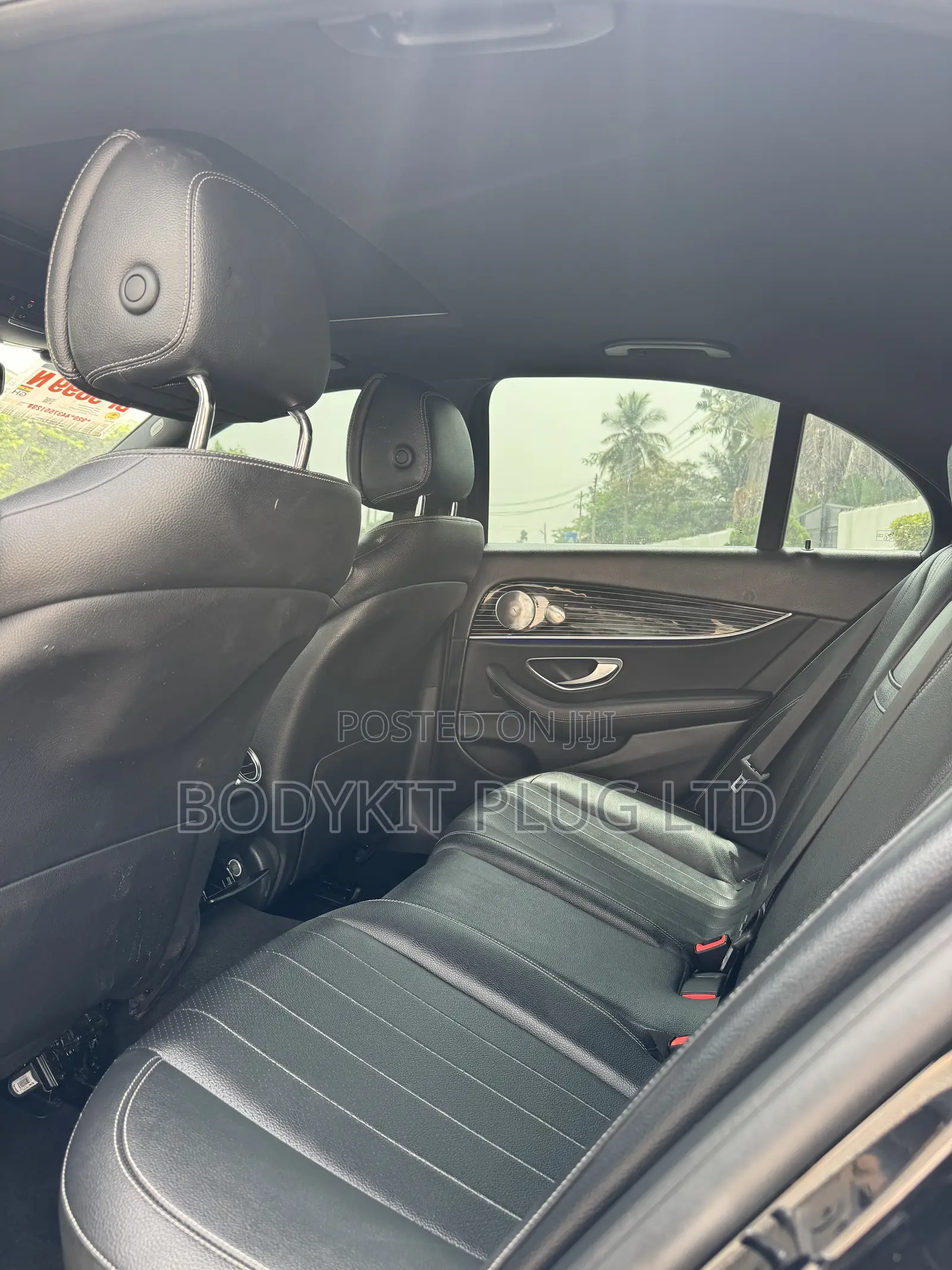 Mercedes-Benz E300 Base RWD Sedan (2.0L 4cyl 9A) 2017 Black