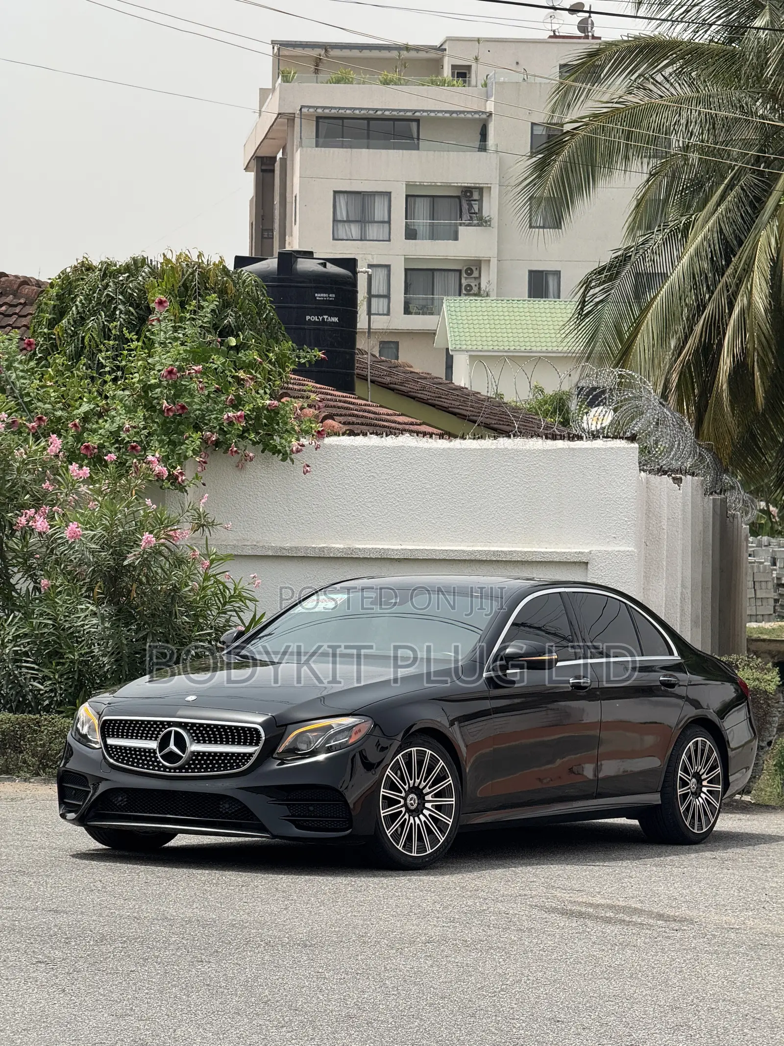 Mercedes-Benz E300 Base RWD Sedan (2.0L 4cyl 9A) 2017 Black
