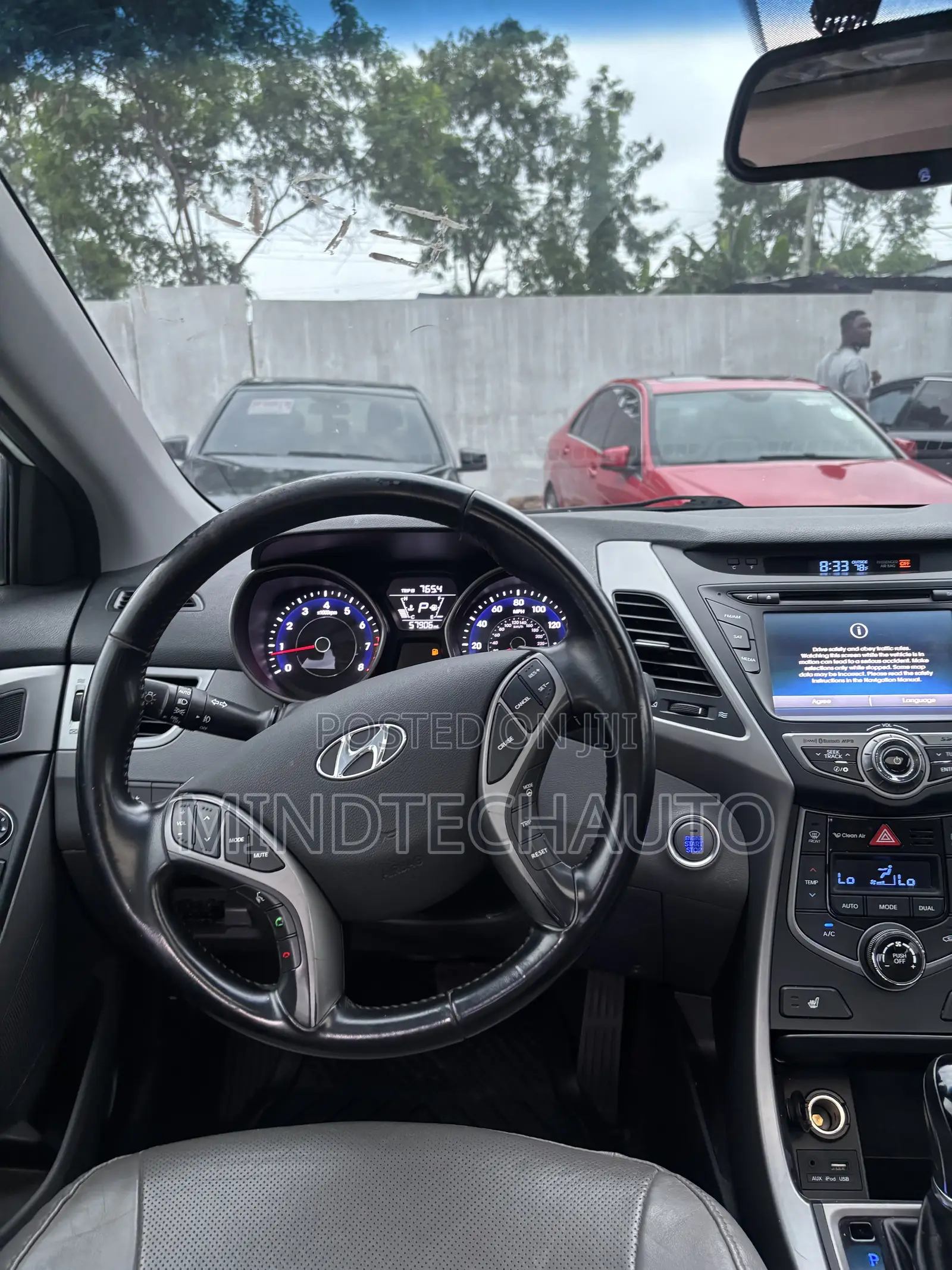Hyundai Elantra Limited 4dr Sedan (1.8L 4cyl 6A) 2015 White