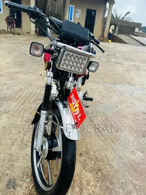 New Royal RY125 2026 Red
