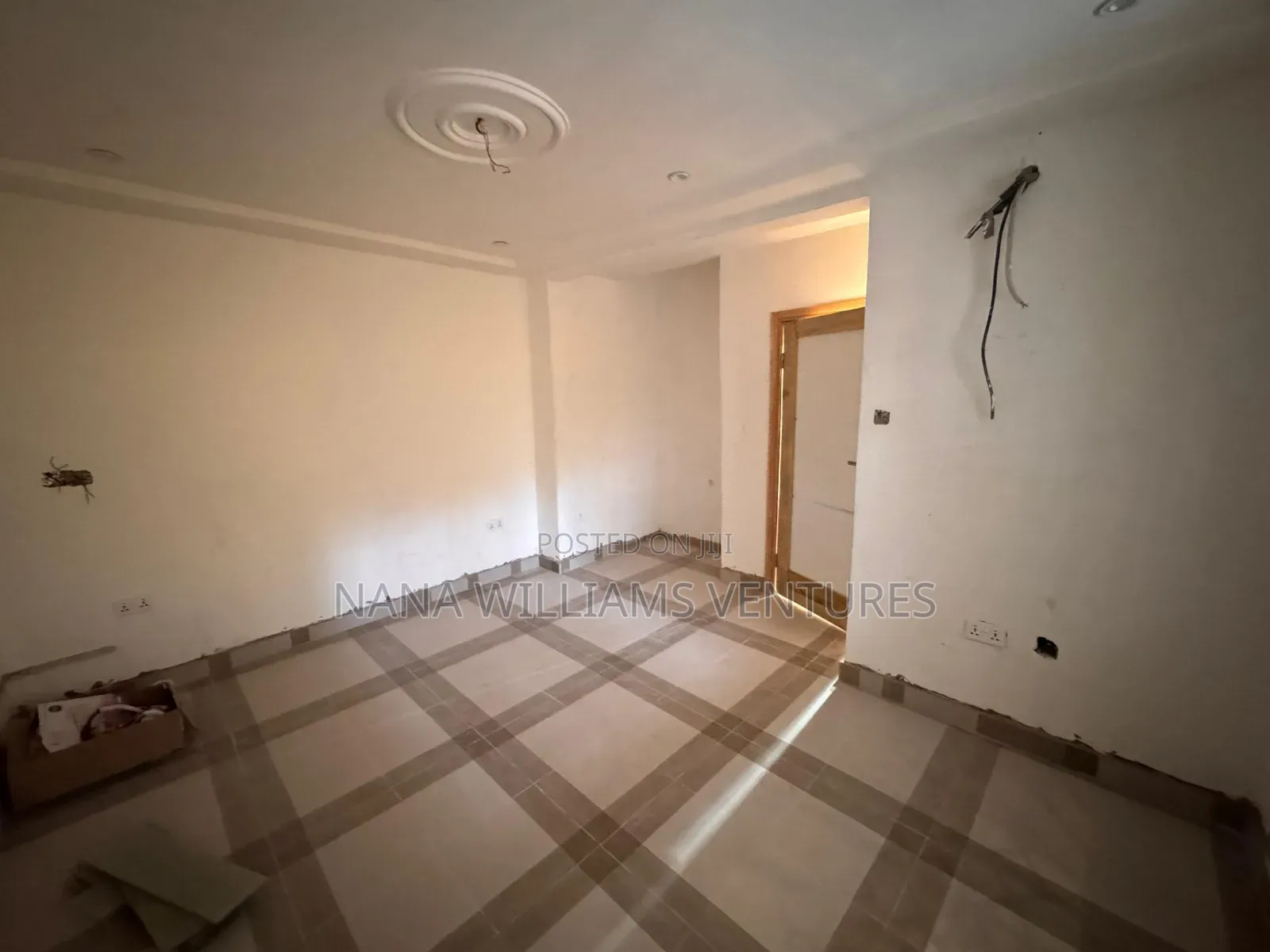 1bdrm Room & Parlour in East Legon Model, American House for rent