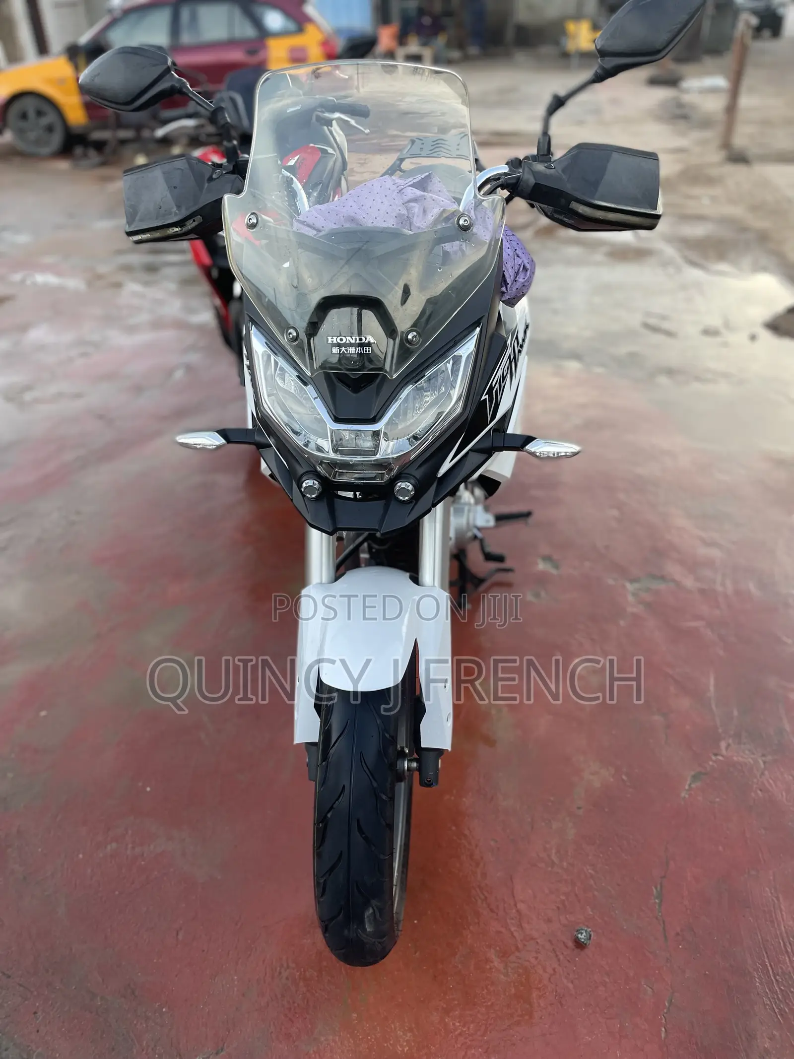 Honda CB 2021 White