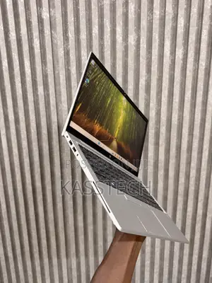Laptop HP EliteBook 845 G7 8GB AMD Ryzen 5 SSD 256GB