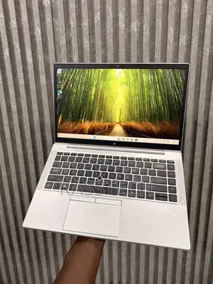 Laptop HP EliteBook 845 G7 8GB AMD Ryzen 5 SSD 256GB