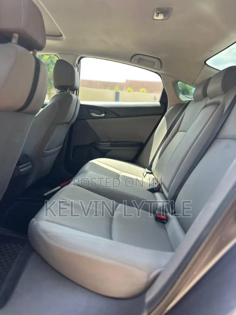 Honda Civic 2018 Gray