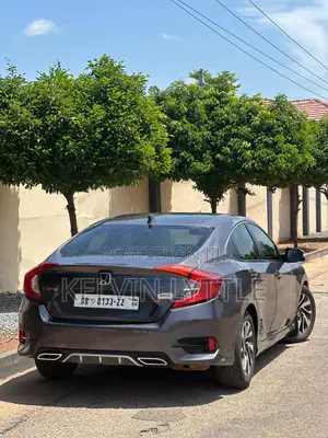 Honda Civic 2018 Gray