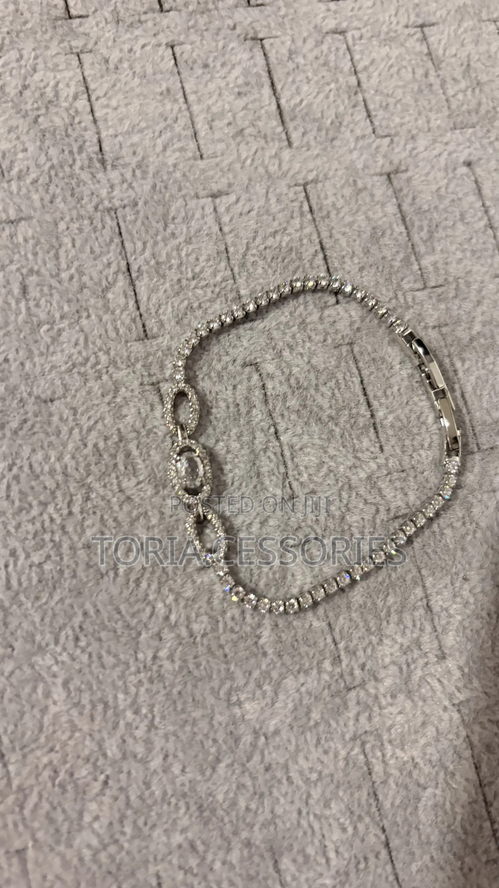 Floral Crystal Bracelet