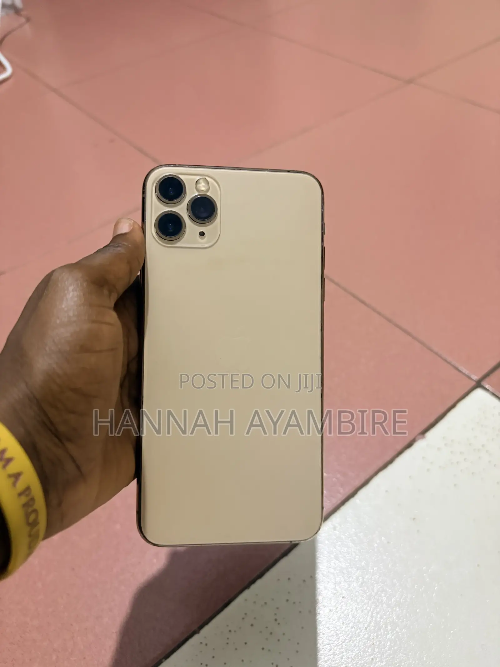 Apple iPhone 11 Pro Max 64 GB Gold