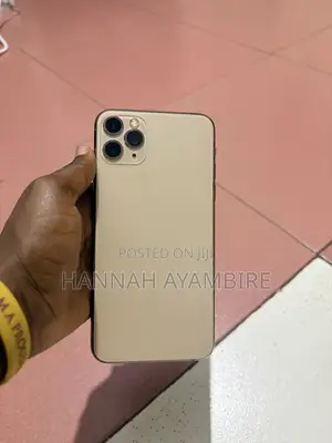 Apple iPhone 11 Pro Max 64 GB Gold
