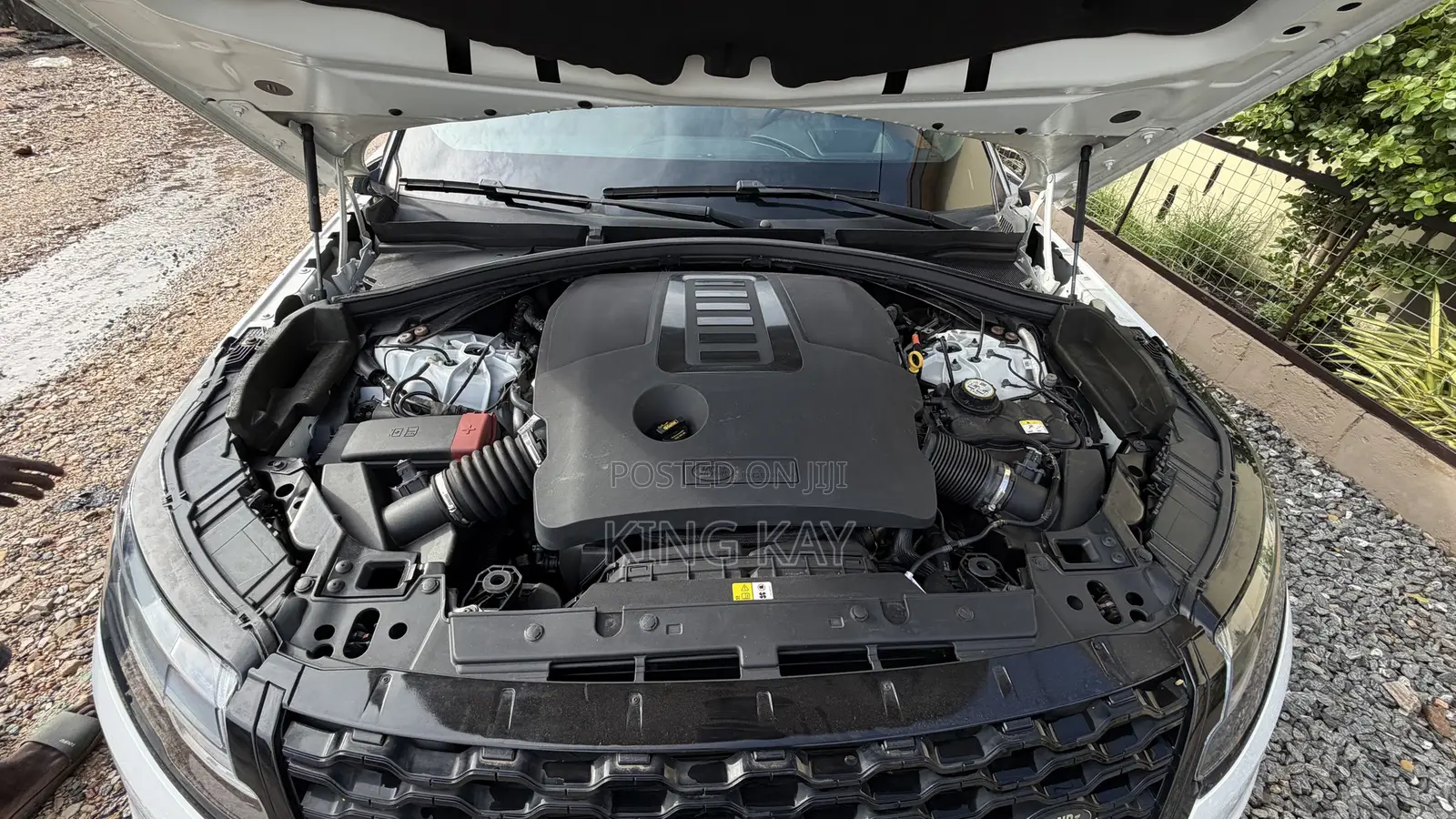 Land Rover Range Rover Velar R-Dynamic HSE 2021 White