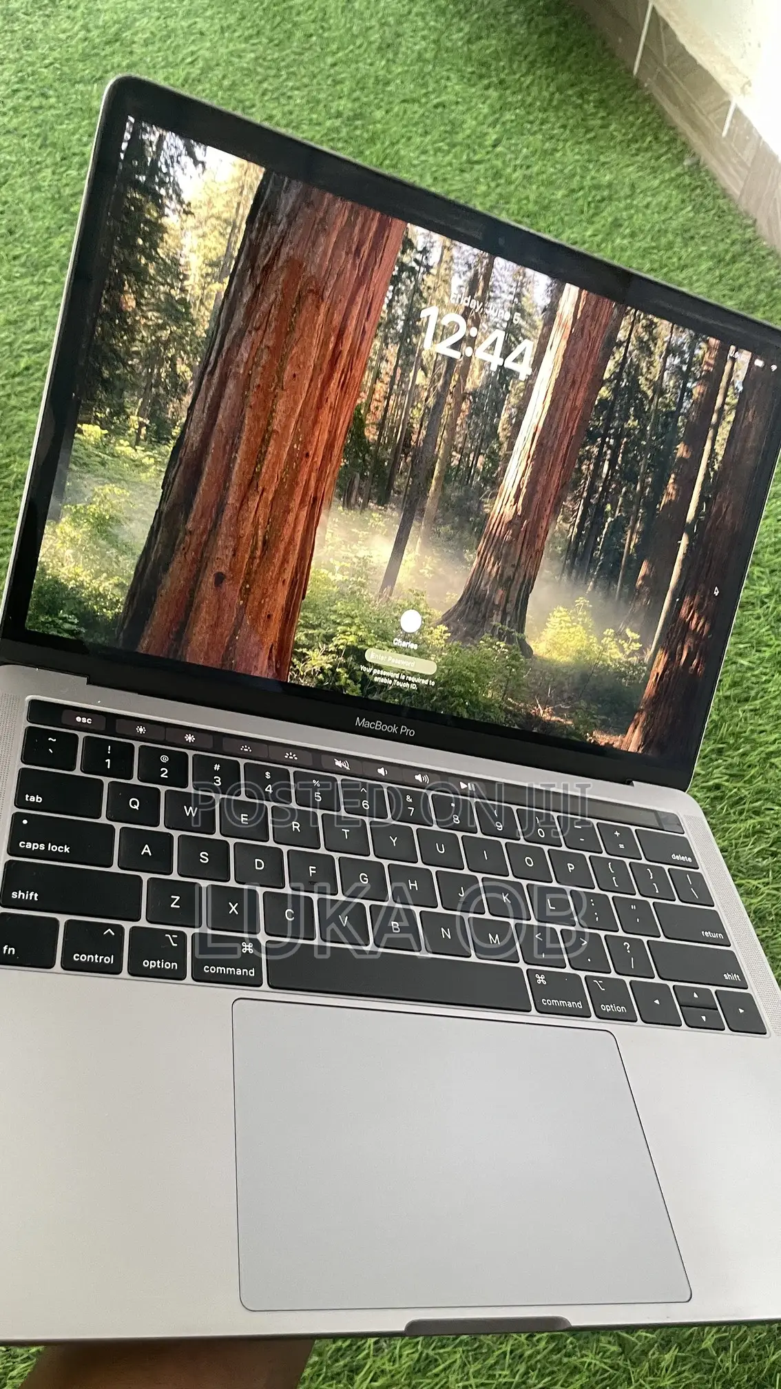 Laptop Apple MacBook Pro 16GB Intel Core i5 SSD 512GB