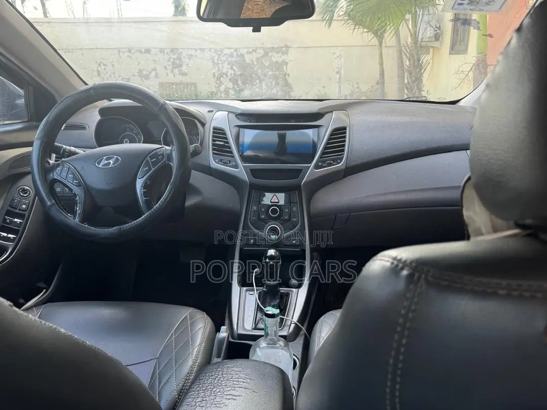 Hyundai Elantra 2015 Gray