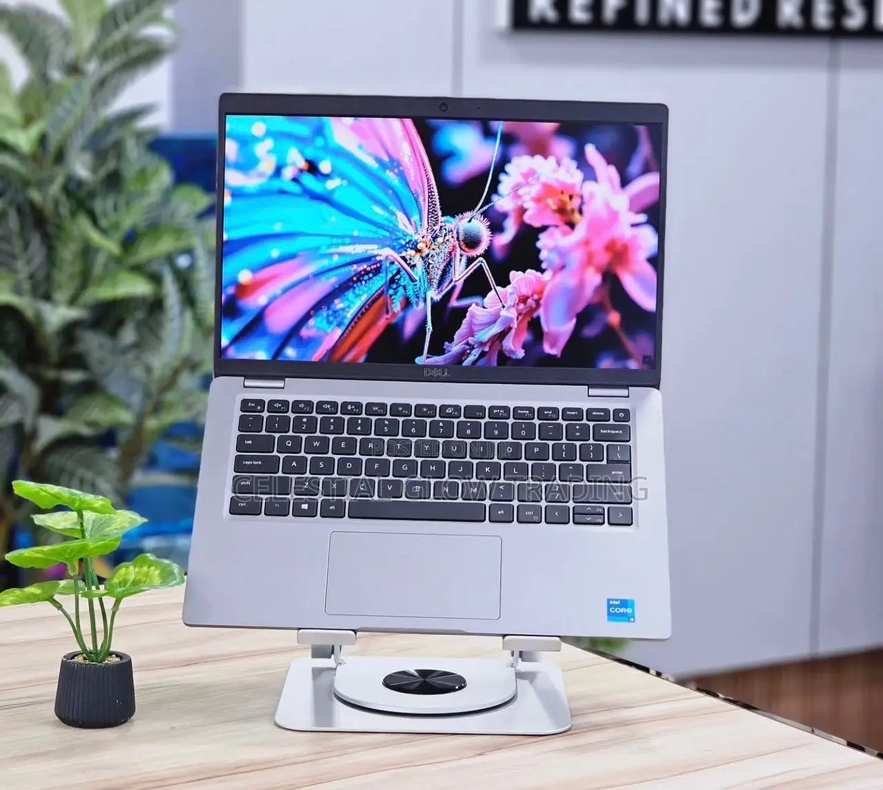 New Laptop Dell Latitude 5320 16GB Intel Core i5 SSD 256GB