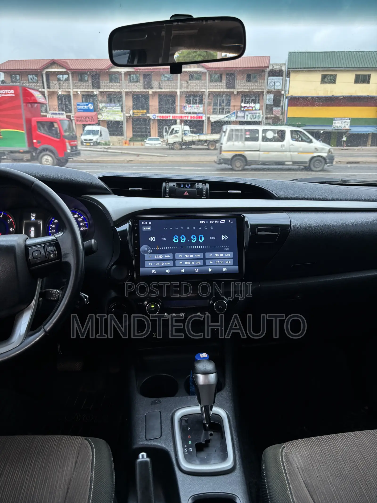 Toyota Hilux Revo Double Cab Deisel 2.4 RWD 2018 Silver
