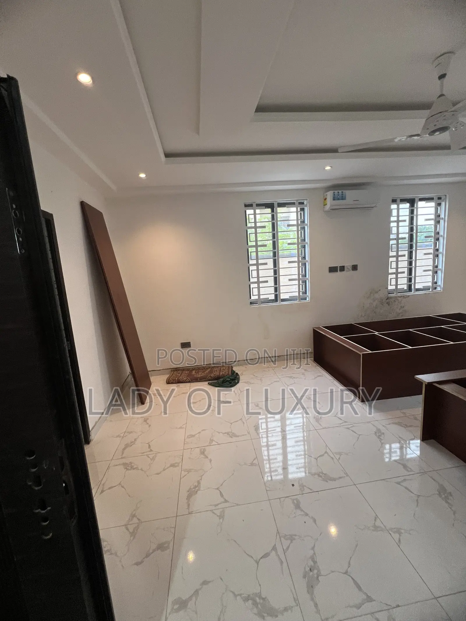 Mini Flat in Lady Of Luxury Real, Olebu for sale