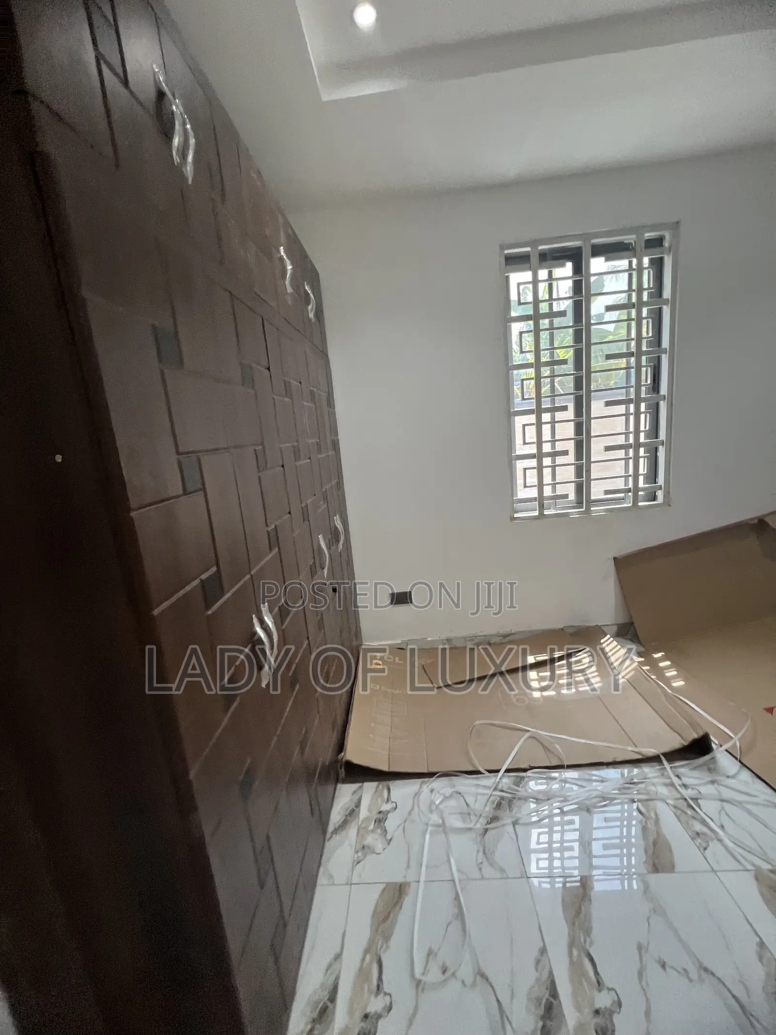 Mini Flat in Lady Of Luxury Real, Olebu for sale