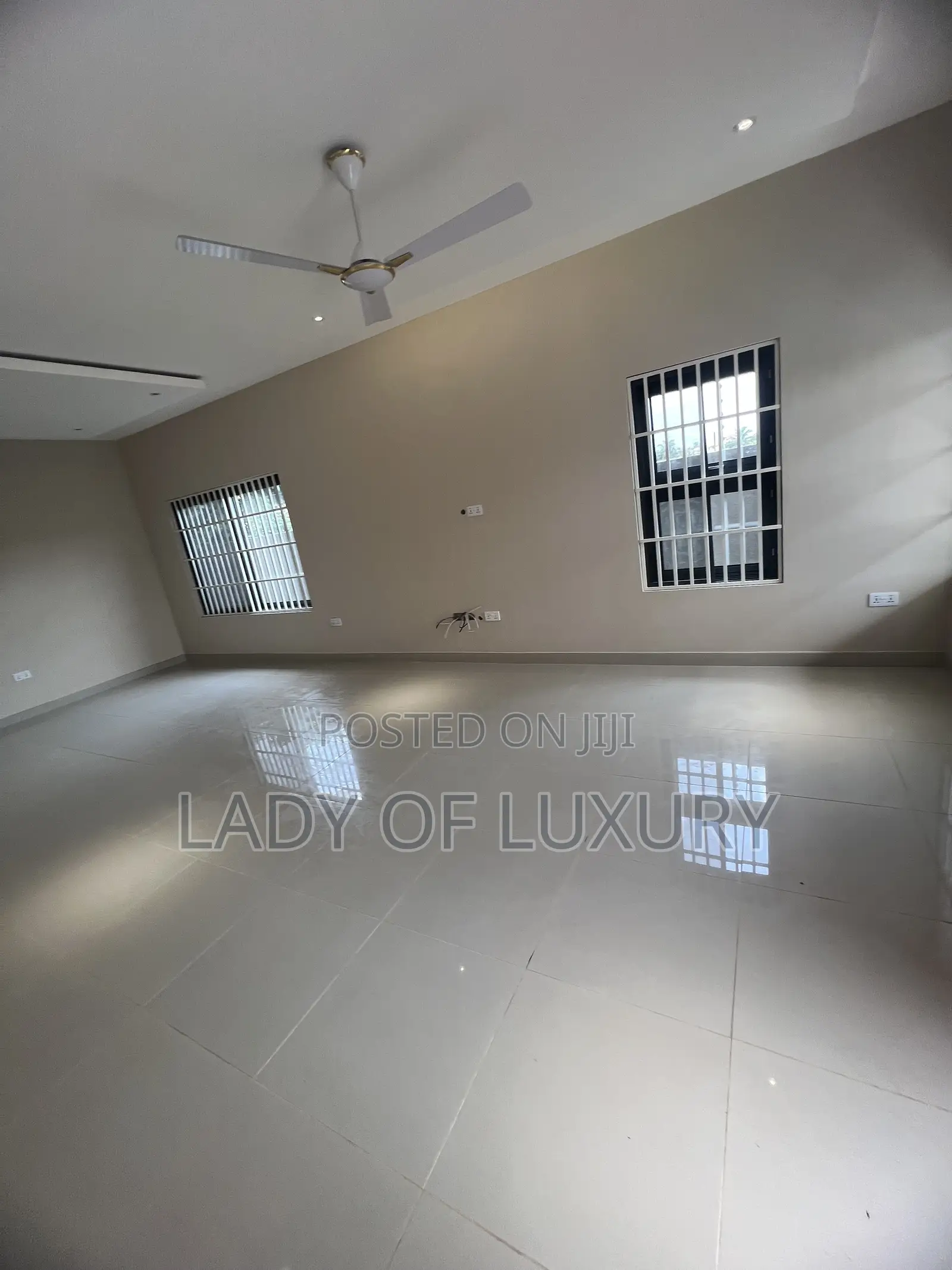 Mini Flat in Lady Of Luxury Real, Olebu for rent