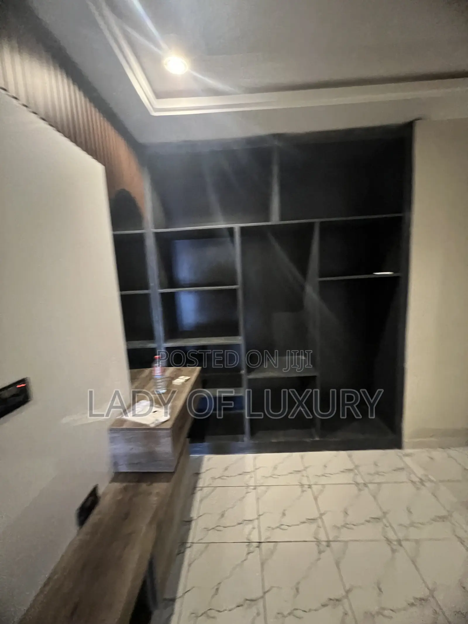 6bdrm Mansion in Lady Of Luxury Real, Olebu for sale