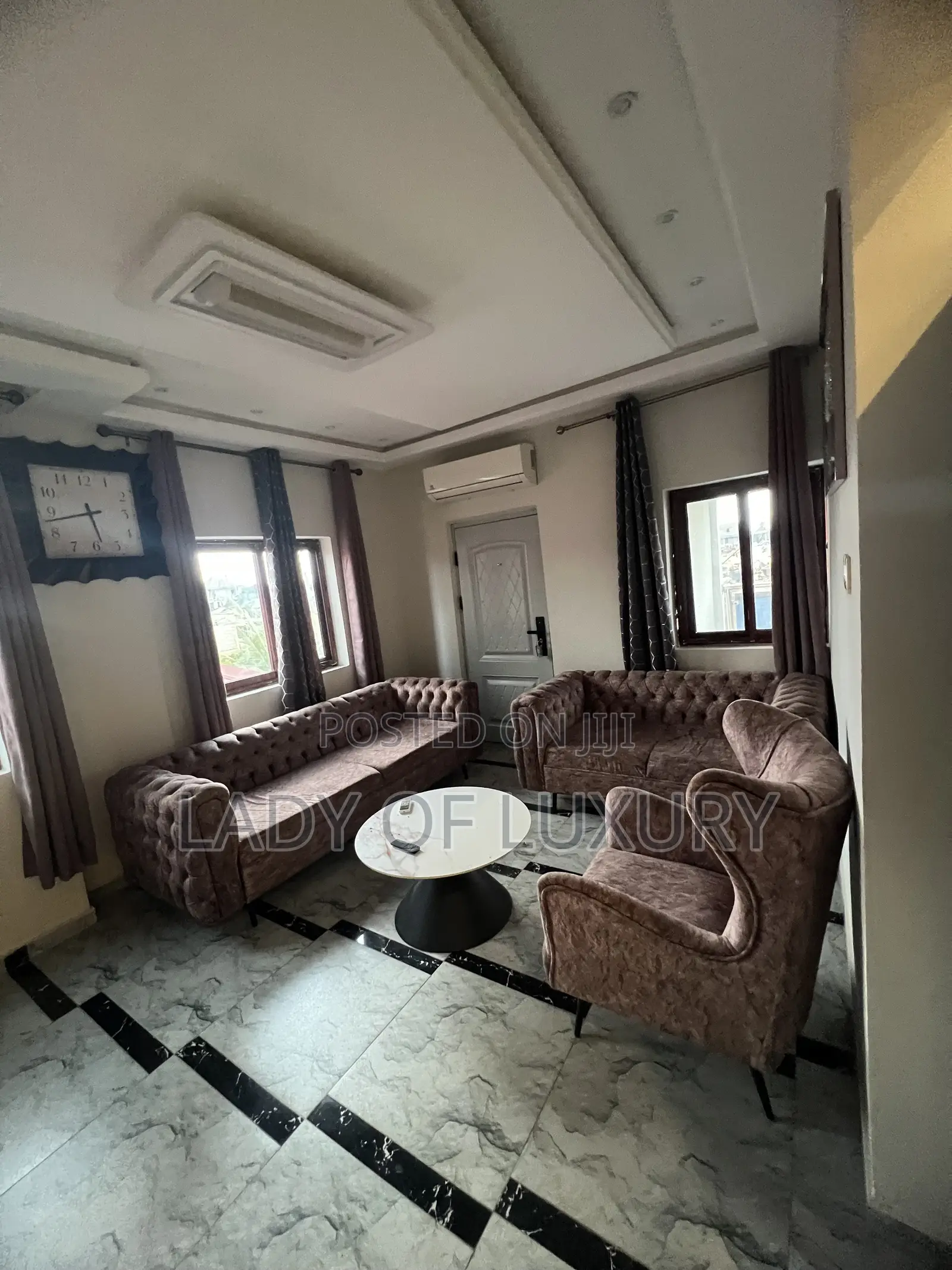 6bdrm Mansion in Lady Of Luxury Real, Olebu for sale