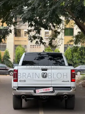 Dodge RAM 2022 White