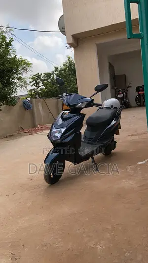 New Custom Built Motorcycles 2025 Black