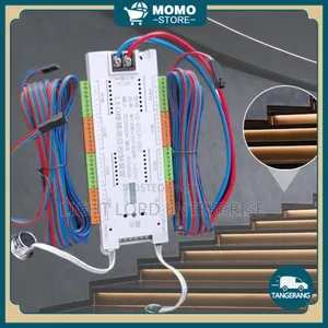 Vamp Special 32ch Staircase Controller