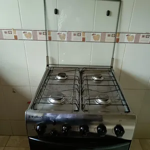 4 Burner Gas Cooker
