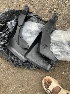 Molded Black Rubber Plastic Splash Guards